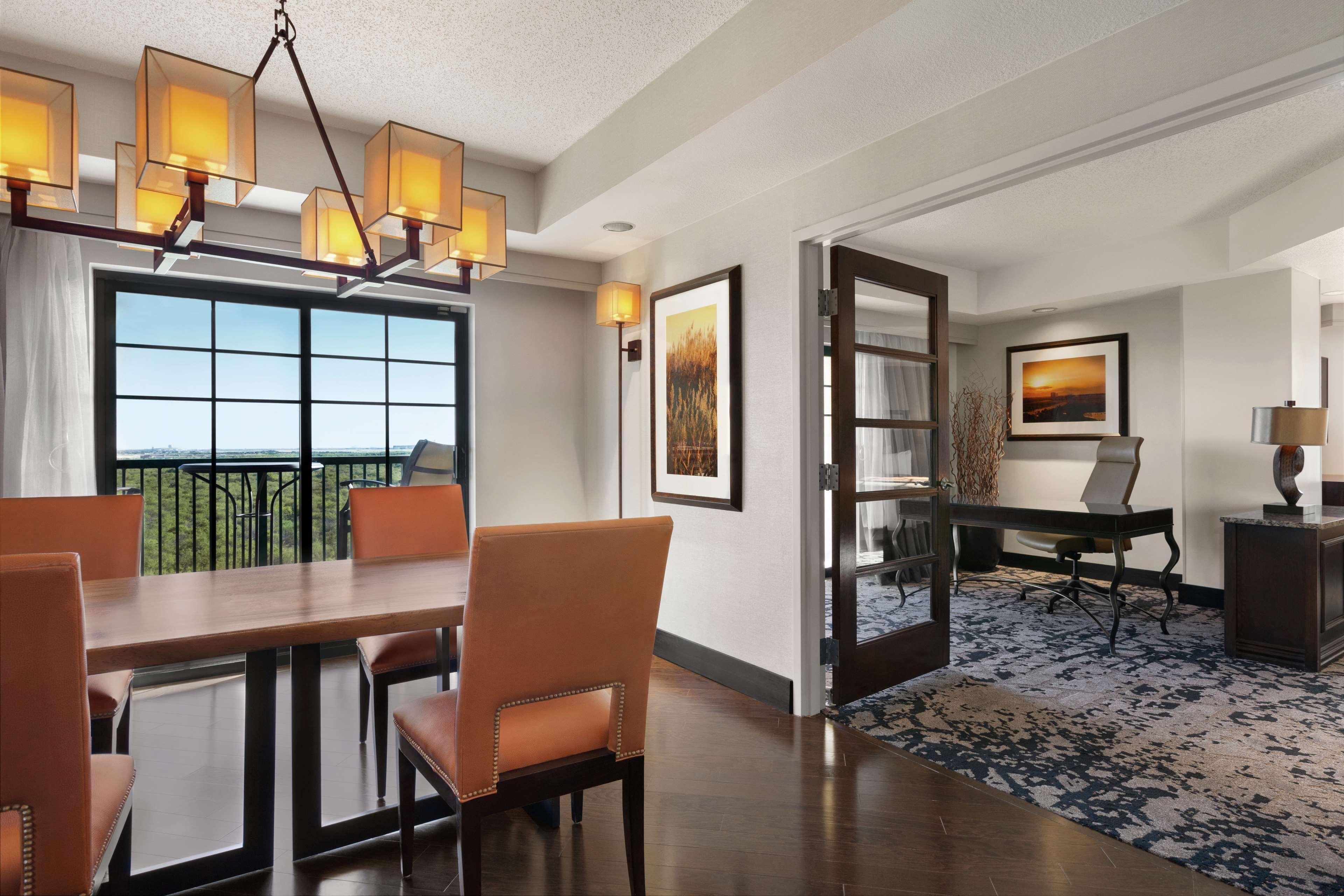 Embassy Suites Dallas - Dfw Airport North Grapevine Exterior photo